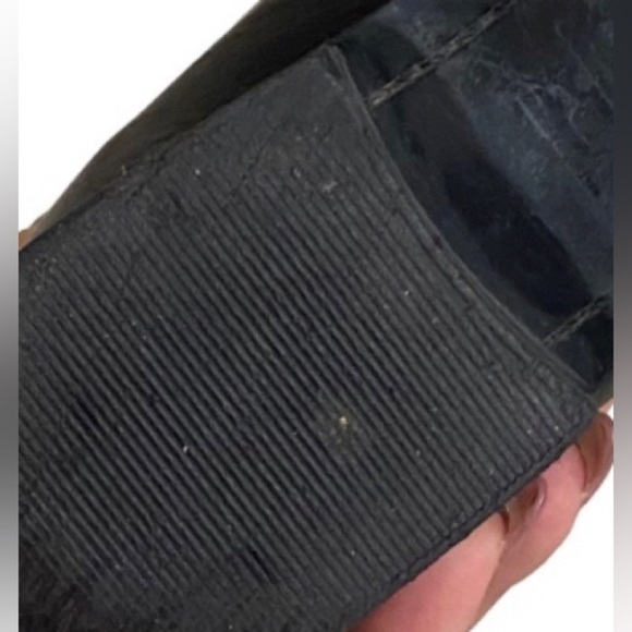 Country Road Black Leather Chelsea Ankle Boots - Picture 12 of 12